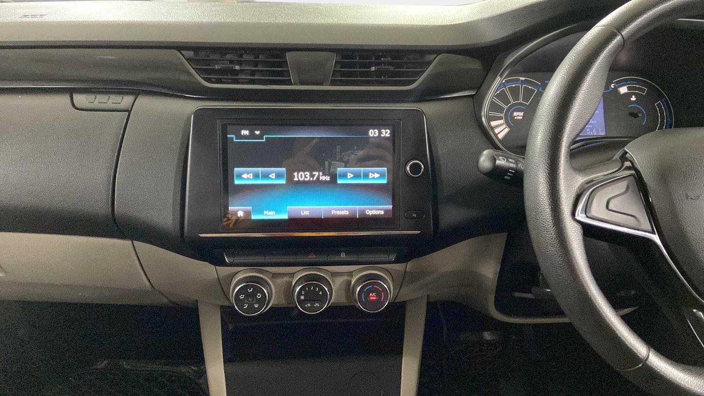 2019 Renault TRIBER RXT, Petrol, Manual, 56,524 km, Air Conditioner