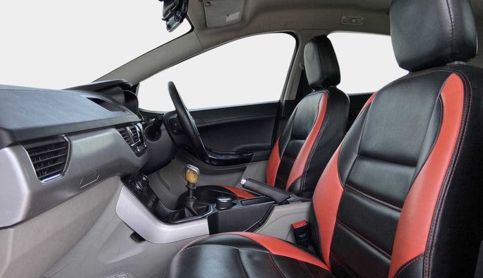 2018 Tata NEXON XT PETROL, Petrol, Manual, 55,626 km, Right Side Front Door Cabin