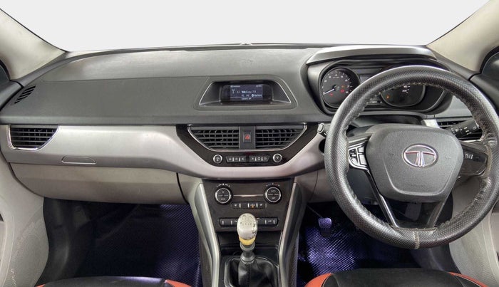 2018 Tata NEXON XT PETROL, Petrol, Manual, 55,626 km, Dashboard