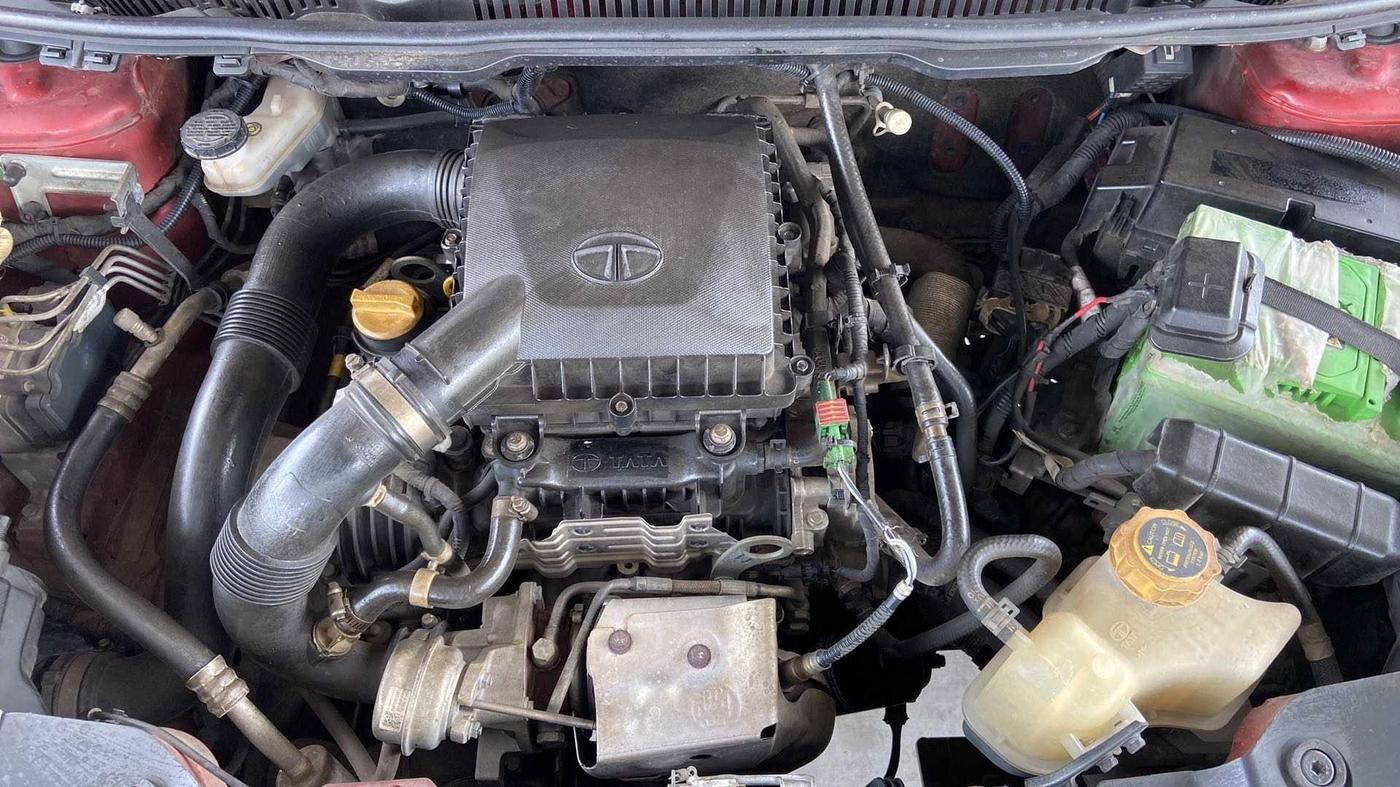 2018 Tata NEXON XT PETROL, Petrol, Manual, 55,626 km, Open Bonet