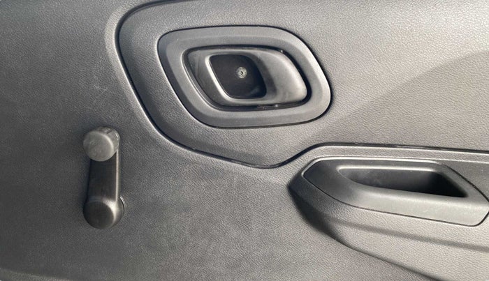 2021 Datsun Redi Go A, Petrol, Manual, 19,264 km, Driver Side Door Panels Control