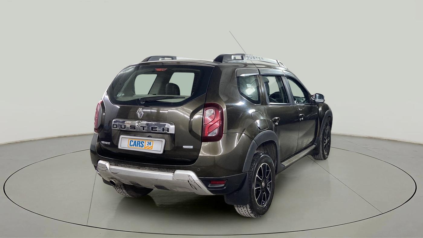 2019 Renault Duster 110 PS RXZ 4X4 MT DIESEL, Diesel, Manual, 35,331 km, Right Back Diagonal
