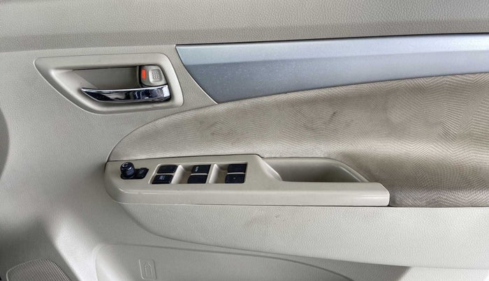 2016 Maruti Ertiga VDI SHVS, Diesel, Manual, 66,270 km, Driver Side Door Panels Control