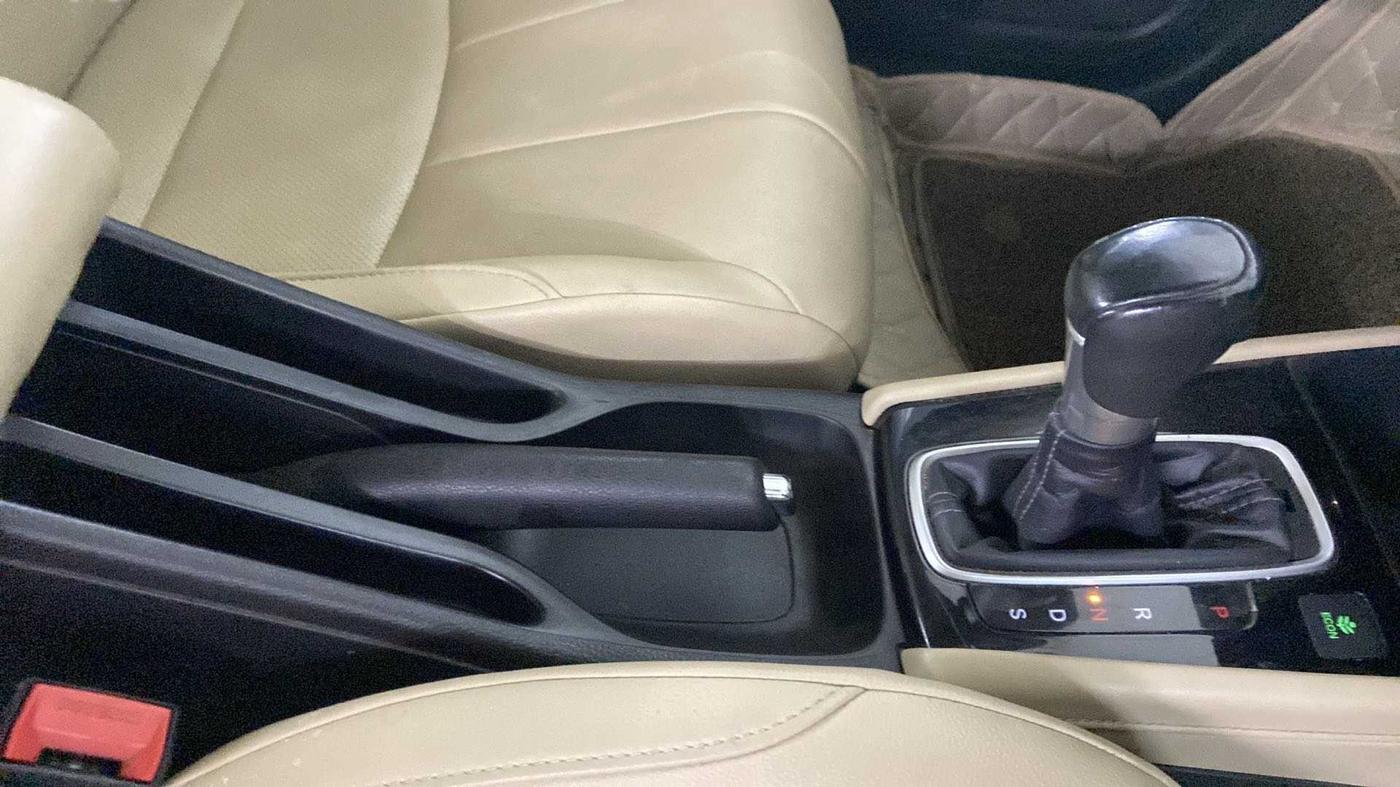 2021 Honda City 1.5L I-VTEC ZX CVT, Petrol, Automatic, 15,014 km, Gear Lever