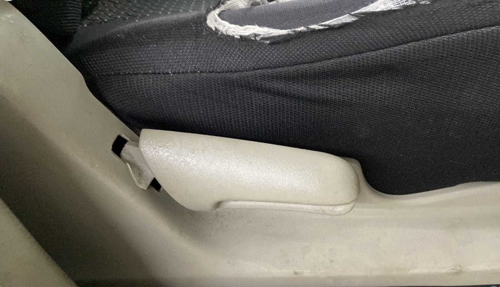 2016 Maruti Celerio ZXI, Petrol, Manual, 56,721 km, Driver Side Adjustment Panel