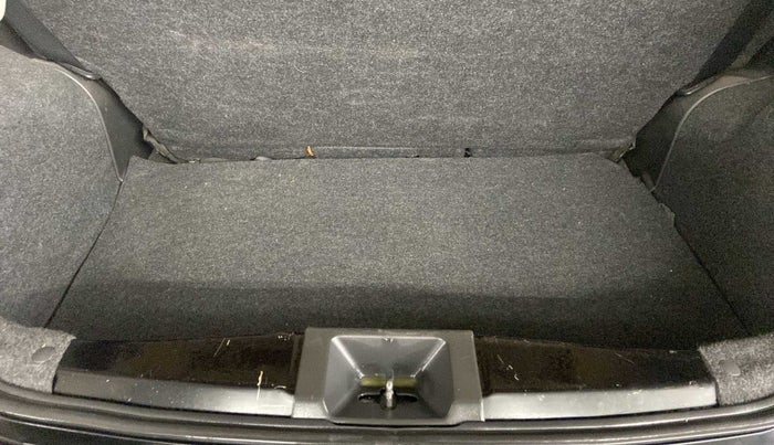 2018 Nissan Micra XL CVT FASHION EDITION, Petrol, Automatic, 28,092 km, Boot Inside