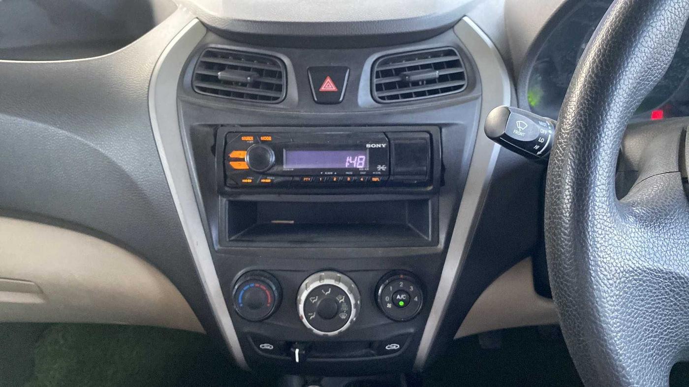 2013 Hyundai Eon ERA +, Petrol, Manual, 96,116 km, Air Conditioner