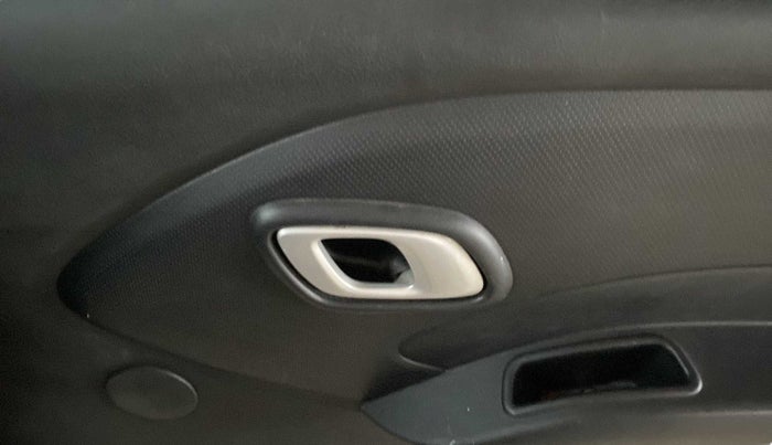 2019 Datsun Redi Go T (O), CNG, Manual, 57,174 km, Driver Side Door Panels Control