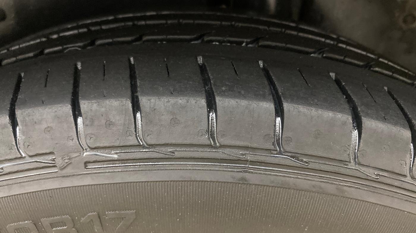 2020 MG HECTOR SHARP 1.5 DCT PETROL, Petrol, Automatic, 50,914 km, Left Rear Tyre Tread