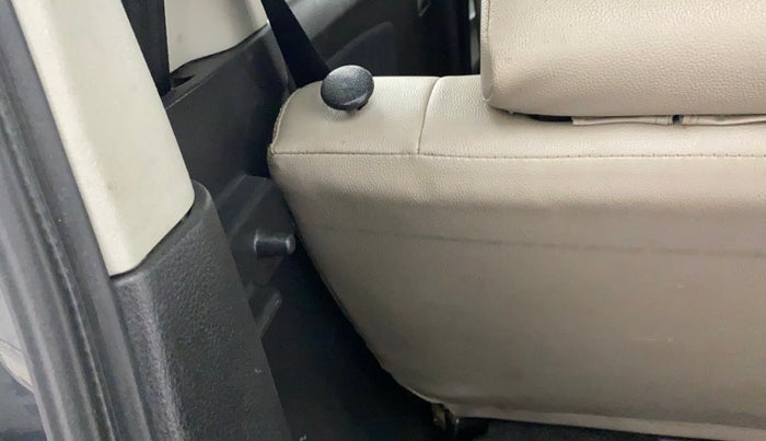 2015 Maruti Wagon R Stingray VXI, Petrol, Manual, 79,240 km, Dicky (Boot door) - Parcel tray missing