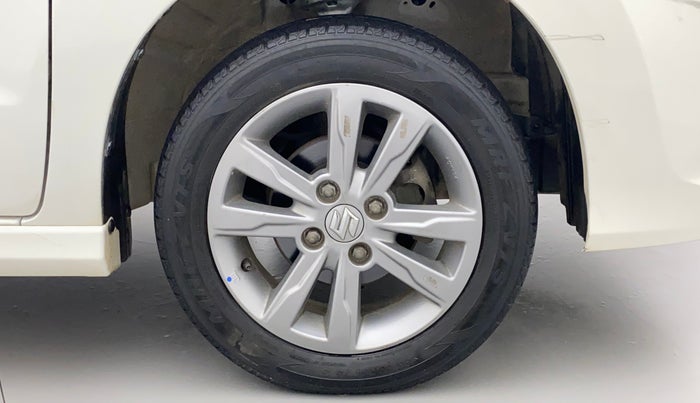2015 Maruti Wagon R Stingray VXI, Petrol, Manual, 79,240 km, Right Front Wheel