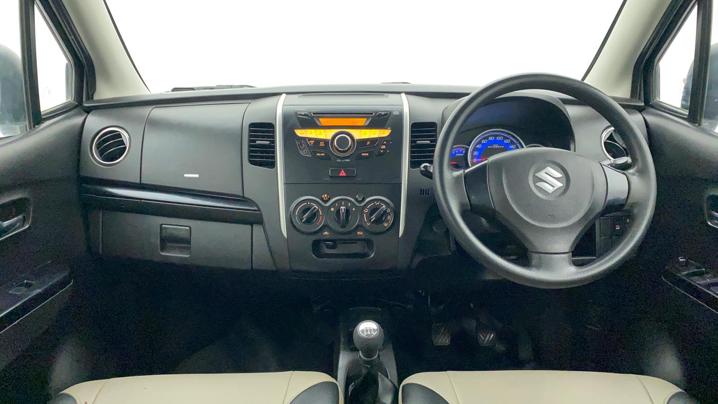 2015 Maruti Wagon R Stingray VXI, Petrol, Manual, 79,240 km, Dashboard