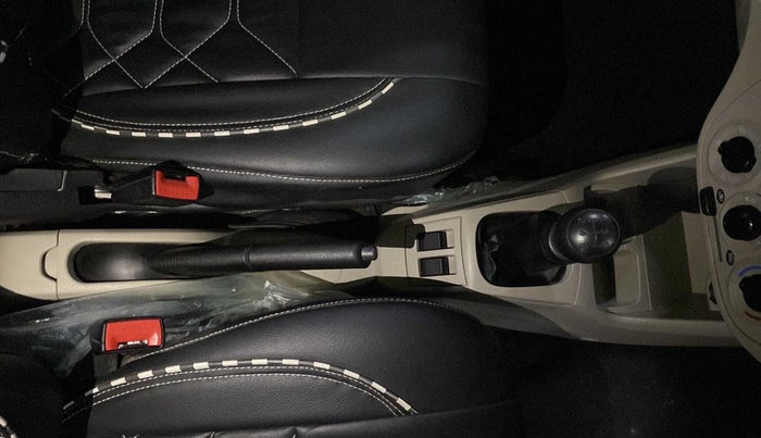 2019 Maruti Alto LXI, Petrol, Manual, 13,418 km, Gear Lever