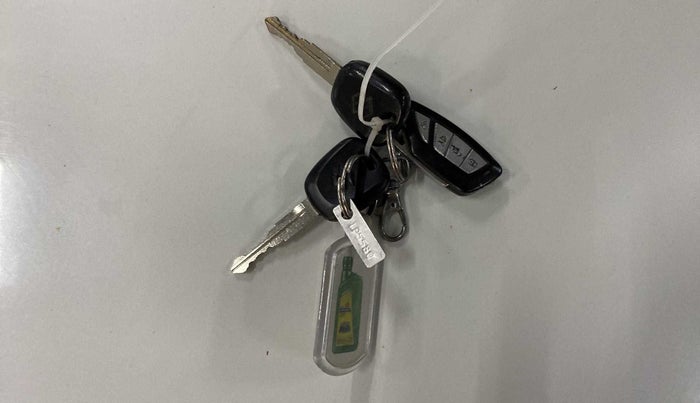 2016 Maruti Celerio VXI, Petrol, Manual, 42,156 km, Key Close Up