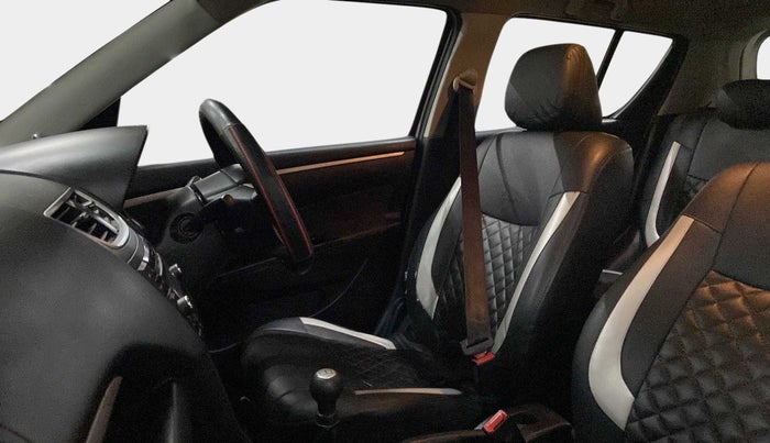 2017 Maruti Swift VXI, CNG, Manual, 85,416 km, Right Side Front Door Cabin