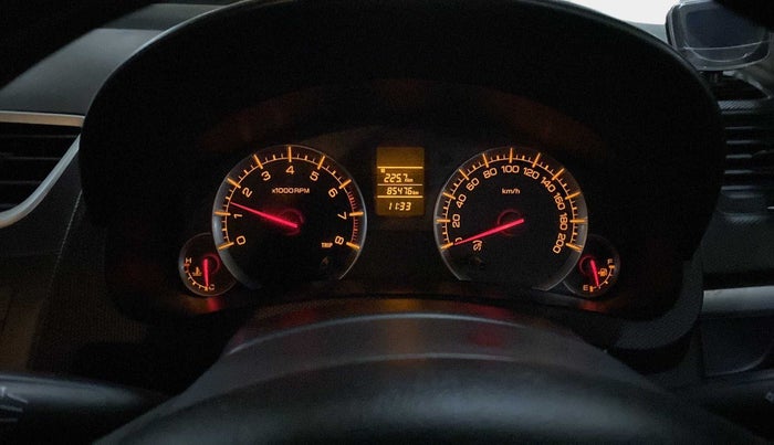 2017 Maruti Swift VXI, CNG, Manual, 85,416 km, Odometer Image