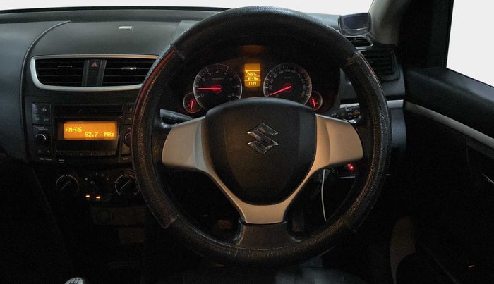 2017 Maruti Swift VXI, CNG, Manual, 85,416 km, Steering Wheel Close Up