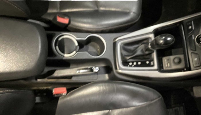 2016 Hyundai New Elantra 1.8 SX AT VTVT, Petrol, Automatic, 94,329 km, Gear Lever