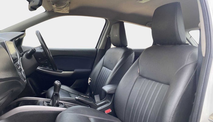 2019 Maruti Baleno ZETA DIESEL 1.3, Diesel, Manual, 49,616 km, Right Side Front Door Cabin