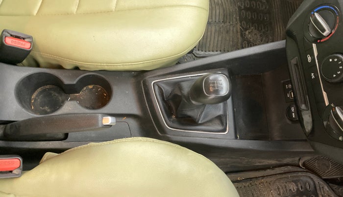 2017 Hyundai Elite i20 MAGNA EXECUTIVE 1.2, Petrol, Manual, 78,662 km, Gear Lever