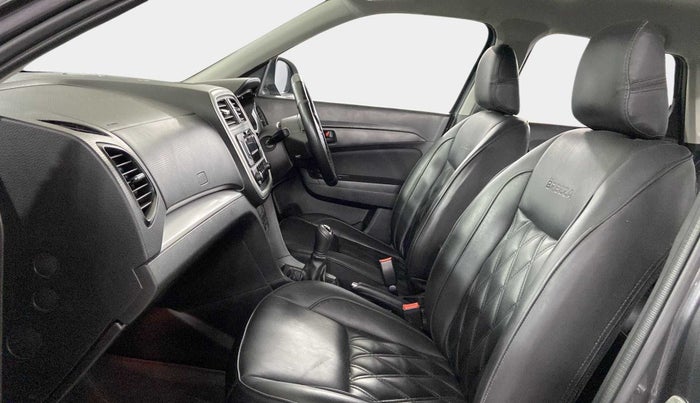 2020 Maruti Vitara Brezza VXI, Petrol, Manual, 47,086 km, Right Side Front Door Cabin