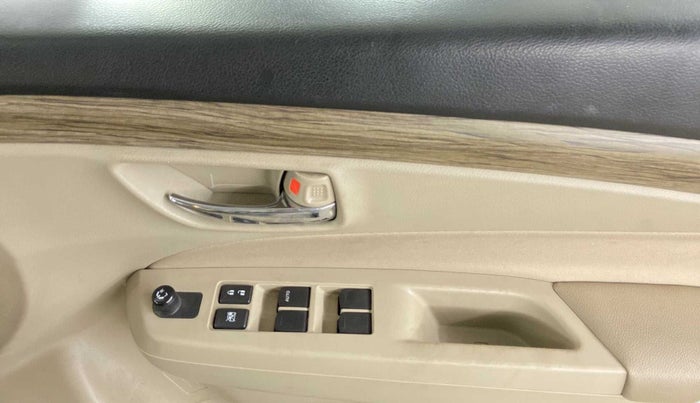 2020 Maruti Ciaz SIGMA 1.5 SHVS MT  PETROL, Petrol, Manual, 36,898 km, Driver Side Door Panels Control