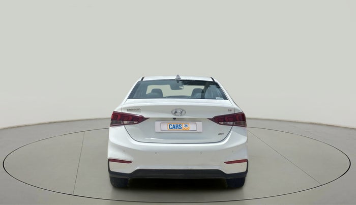 2018 Hyundai Verna 1.6 VTVT SX (O) AT, Petrol, Automatic, 63,115 km, Back/Rear