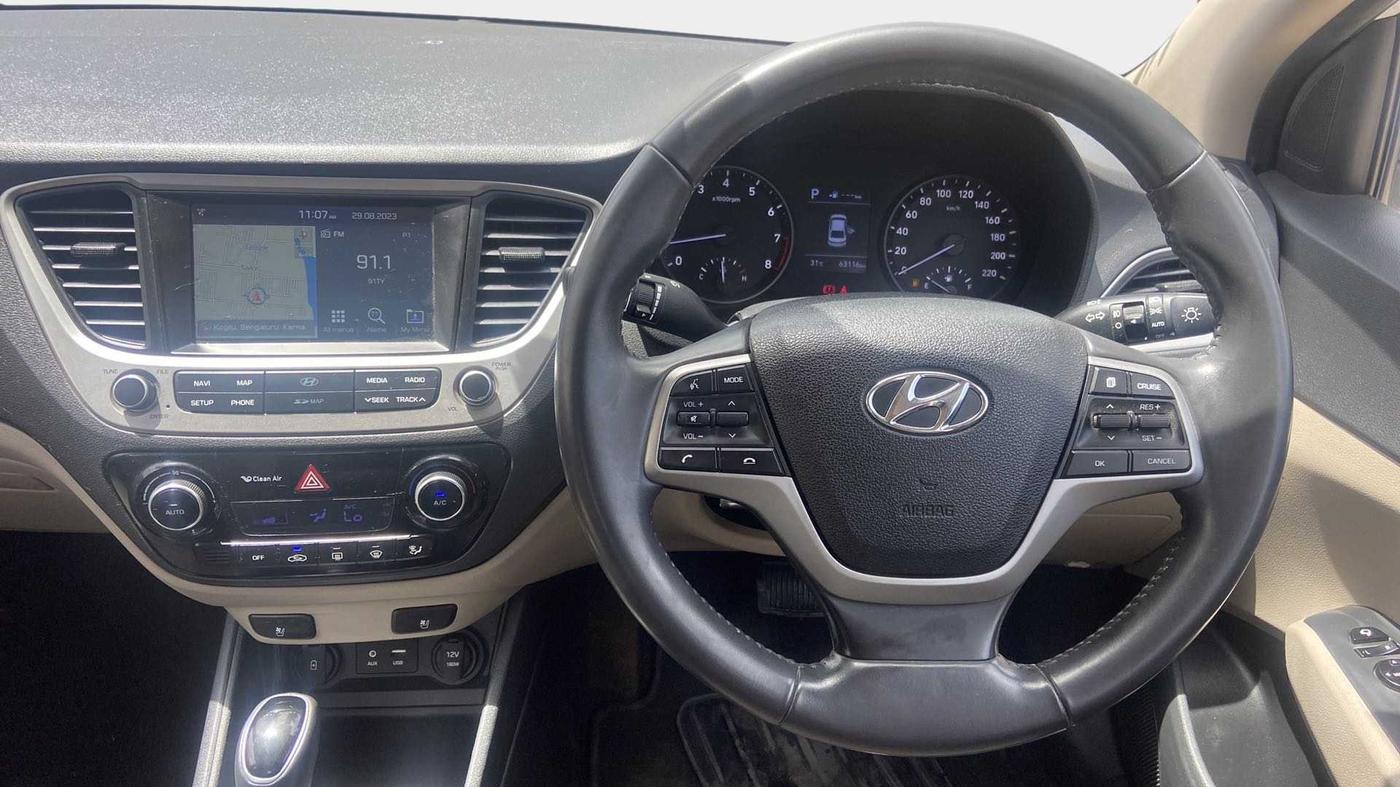 2018 Hyundai Verna 1.6 VTVT SX (O) AT, Petrol, Automatic, 63,115 km, Steering Wheel Close Up