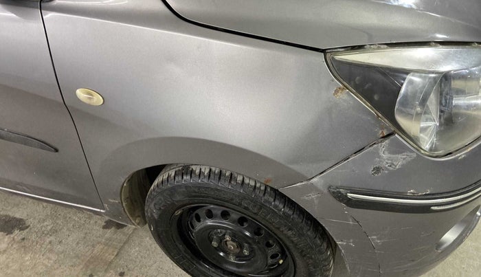 2017 Maruti Celerio VXI CNG, CNG, Manual, 54,712 km, Right fender - Slight discoloration