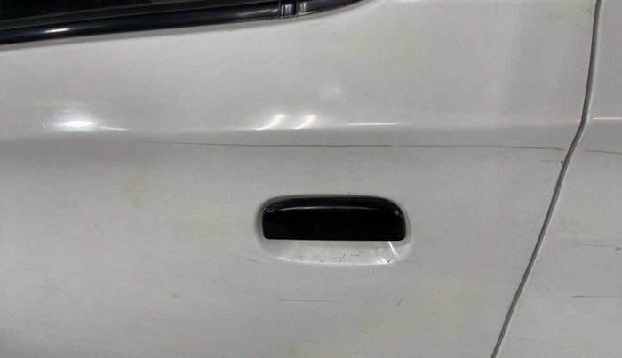 2016 Maruti Alto K10 LXI, Petrol, Manual, 44,719 km, Rear left door - Minor scratches