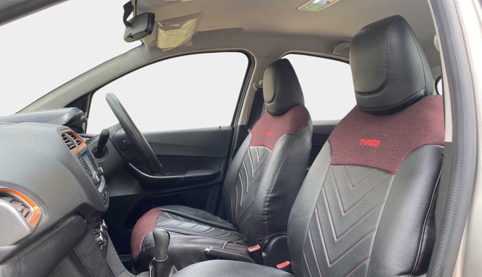 2018 Tata TIAGO NRG DIESEL, Diesel, Manual, 18,308 km, Right Side Front Door Cabin