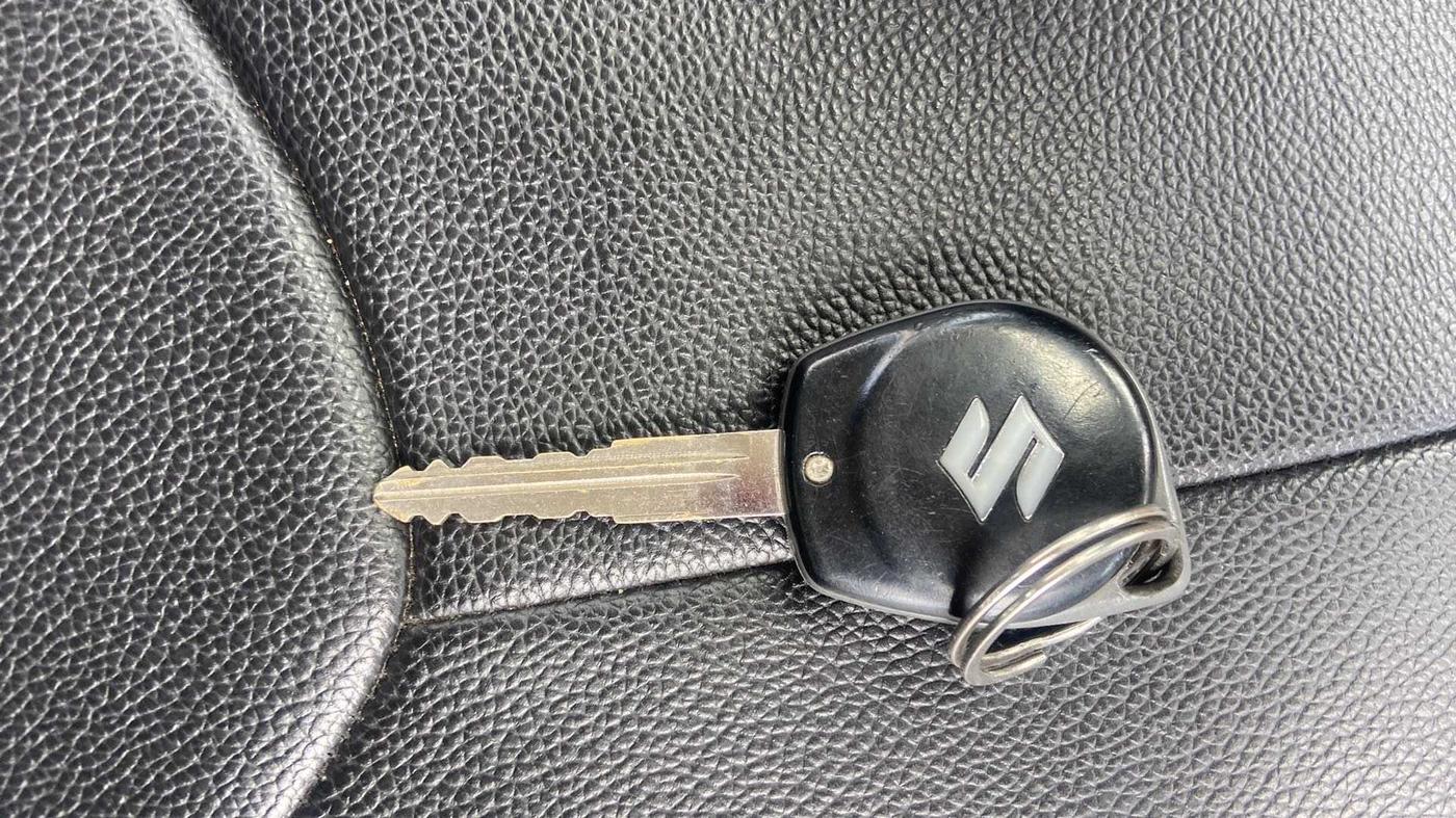 2015 Maruti Celerio ZXI, Petrol, Manual, 39,768 km, Key Close Up