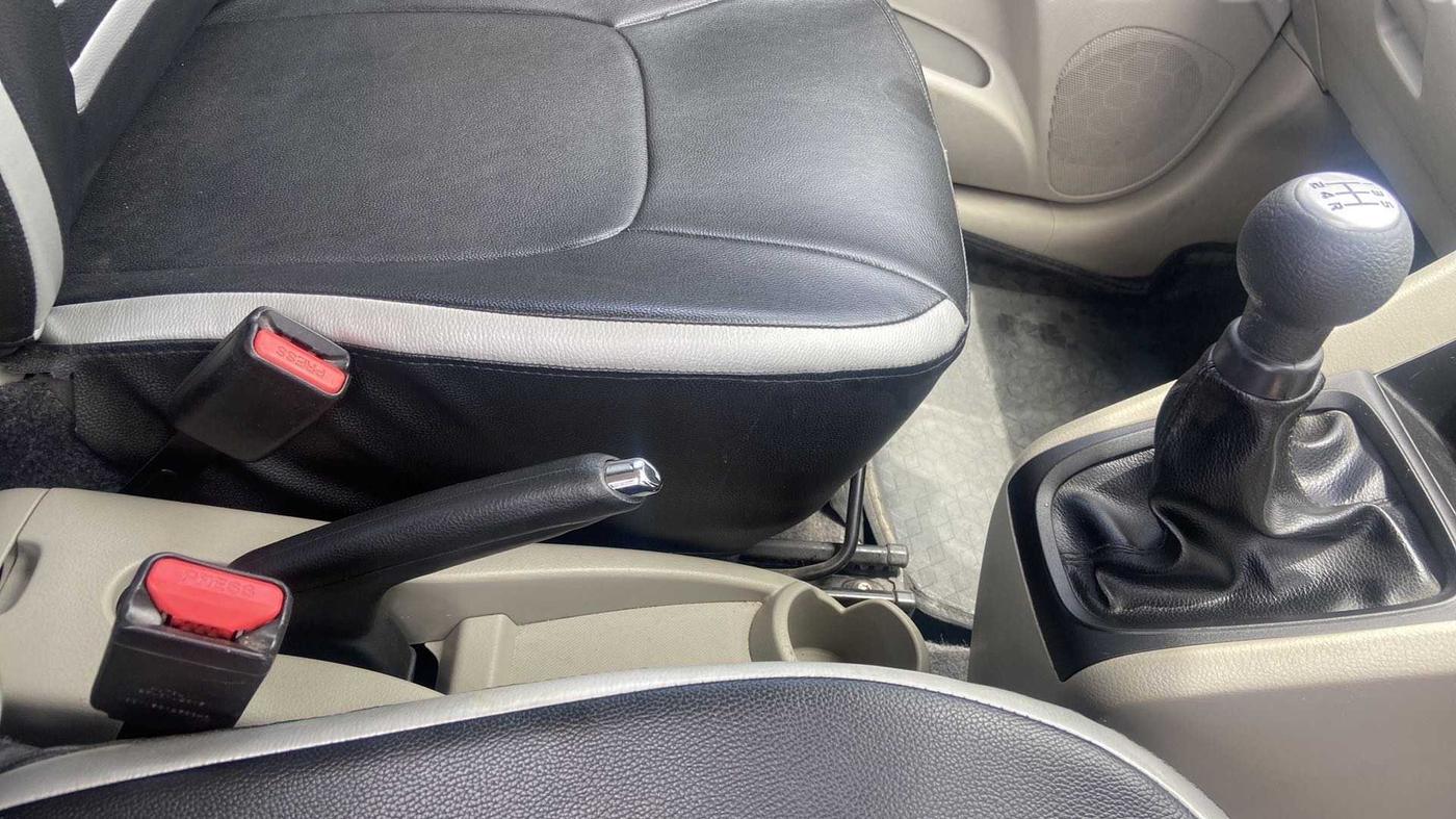 2015 Maruti Celerio ZXI, Petrol, Manual, 39,768 km, Gear Lever