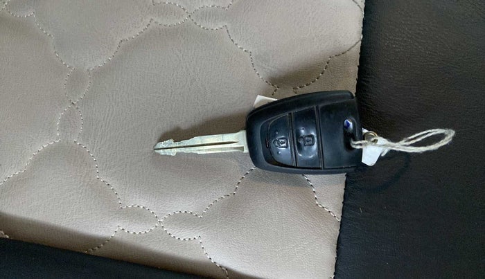 2018 Hyundai Grand i10 MAGNA 1.2 KAPPA VTVT, Petrol, Manual, 37,081 km, Key Close Up
