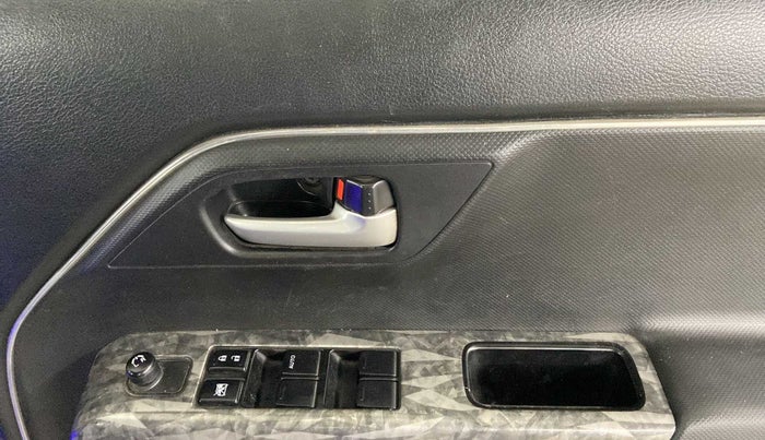 2020 Maruti New Wagon-R VXI 1.2 AMT, Petrol, Automatic, 63,484 km, Driver Side Door Panels Control