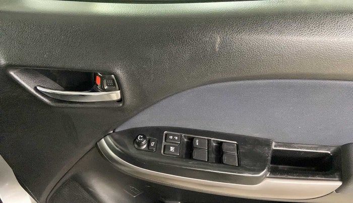 2021 Maruti Baleno ALPHA PETROL 1.2, CNG, Manual, 50,253 km, Driver Side Door Panels Control