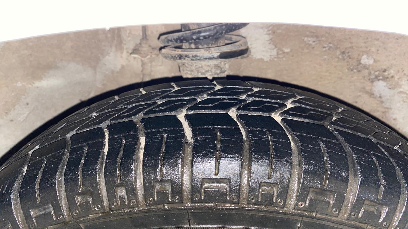 2012 Maruti Alto 800 LXI, Petrol, Manual, 32,427 km, Right Front Tyre Tread
