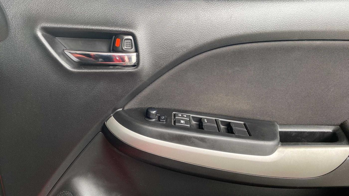 2018 Maruti Baleno ZETA PETROL 1.2, Petrol, Manual, 66,837 km, Driver Side Door Panels Control