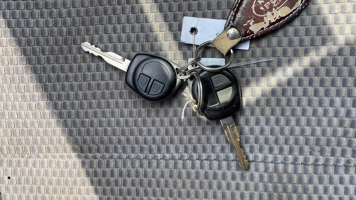 2010 Maruti Swift Dzire VXI, Petrol, Manual, 39,579 km, Key Close Up