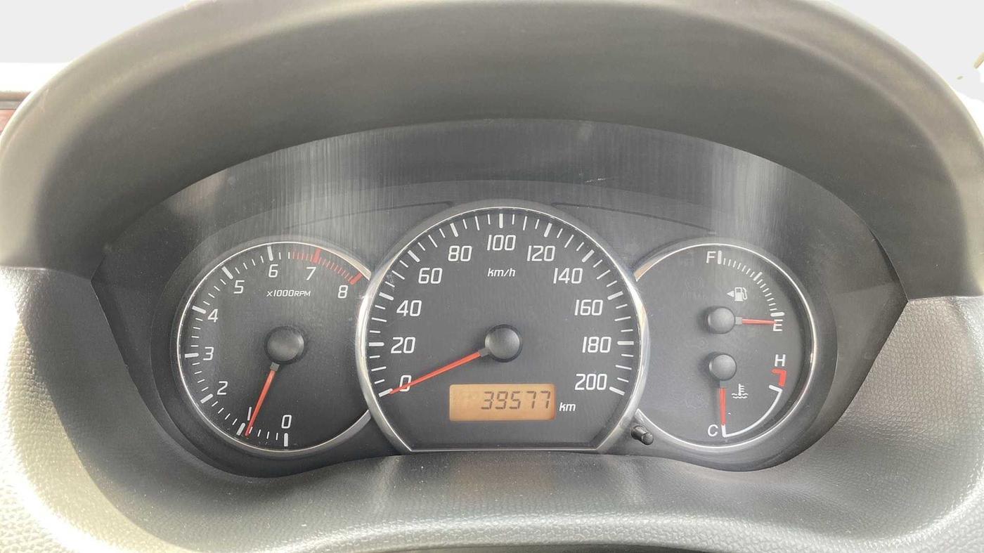 2010 Maruti Swift Dzire VXI, Petrol, Manual, 39,579 km, Odometer Image