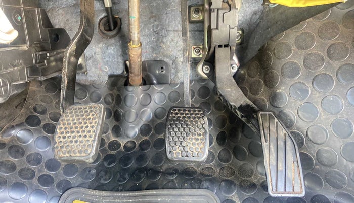 2021 Maruti Alto VXI PLUS, Petrol, Manual, 24,343 km, Pedals