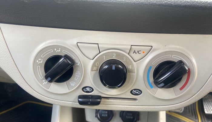 2021 Maruti Alto VXI PLUS, Petrol, Manual, 24,343 km, AC Unit - Directional switch has minor damage