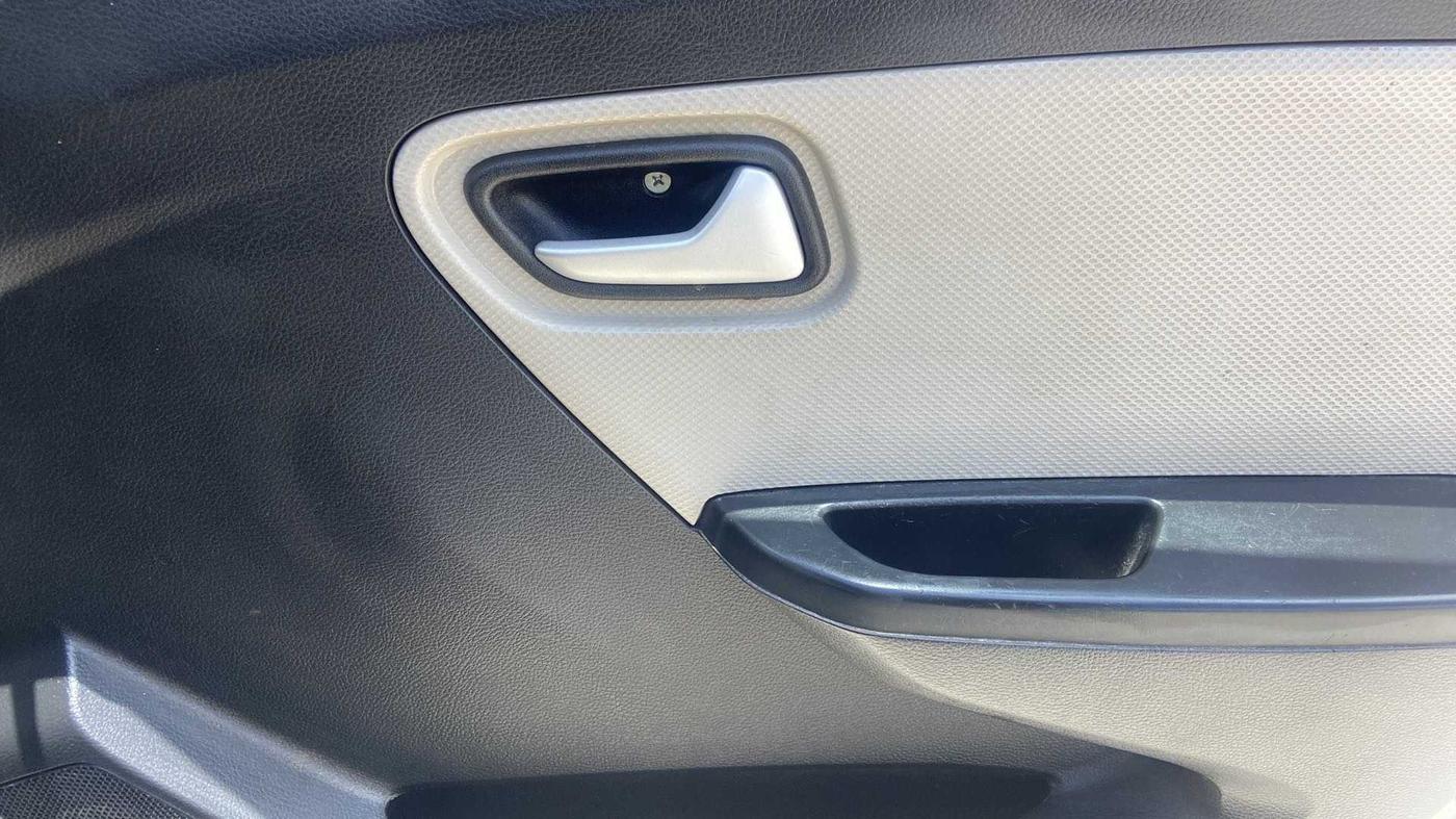 2021 Maruti Alto VXI PLUS, Petrol, Manual, 24,343 km, Driver Side Door Panels Control
