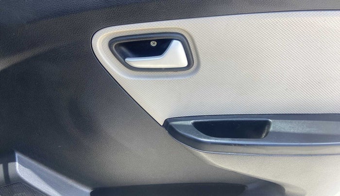 2021 Maruti Alto VXI PLUS, Petrol, Manual, 24,343 km, Driver Side Door Panels Control