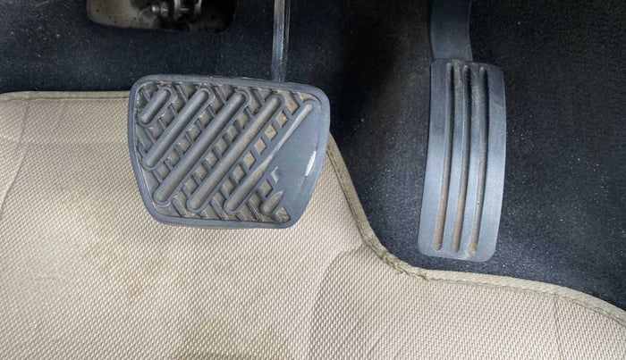 2016 Renault Duster 110 PS RXZ 4X2 AMT DIESEL, Diesel, Automatic, 1,11,872 km, Pedals