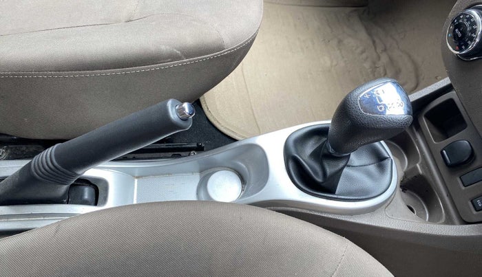 2016 Renault Duster 110 PS RXZ 4X2 AMT DIESEL, Diesel, Automatic, 1,11,872 km, Gear Lever