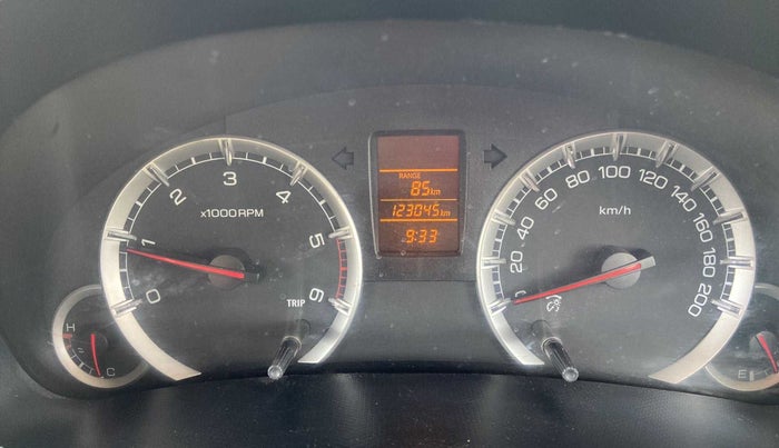 2013 Maruti Swift Dzire VDI, Diesel, Manual, 1,23,033 km, Odometer Image
