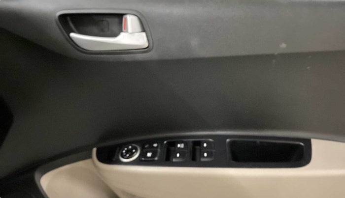 2017 Hyundai Grand i10 SPORTZ (O) AT 1.2 KAPPA VTVT, Petrol, Automatic, 69,705 km, Driver Side Door Panels Control