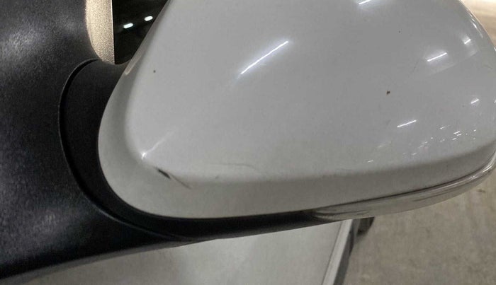 2017 Hyundai Grand i10 SPORTZ (O) AT 1.2 KAPPA VTVT, Petrol, Automatic, 69,705 km, Left rear-view mirror - Minor scratches
