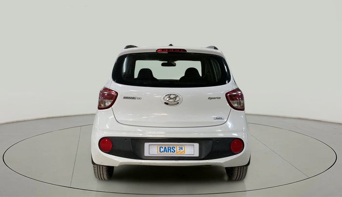 2017 Hyundai Grand i10 SPORTZ (O) AT 1.2 KAPPA VTVT, Petrol, Automatic, 69,705 km, Back/Rear